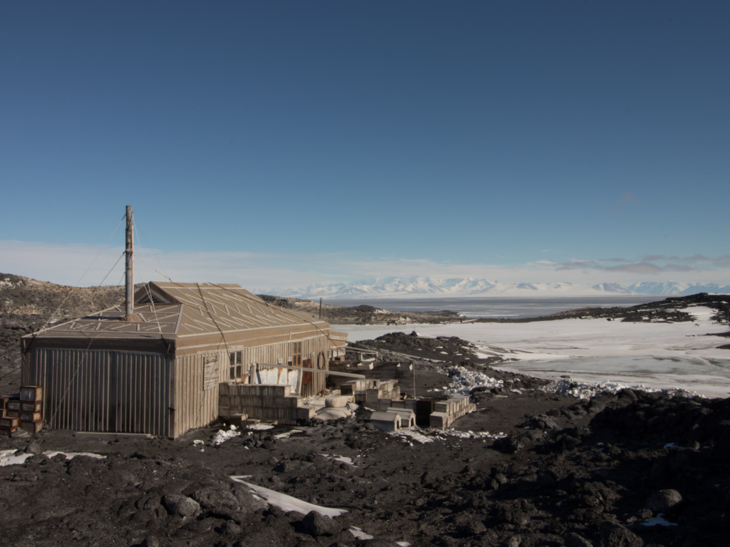 2017 18 Cape Royds Hut Exterior CA 011 web